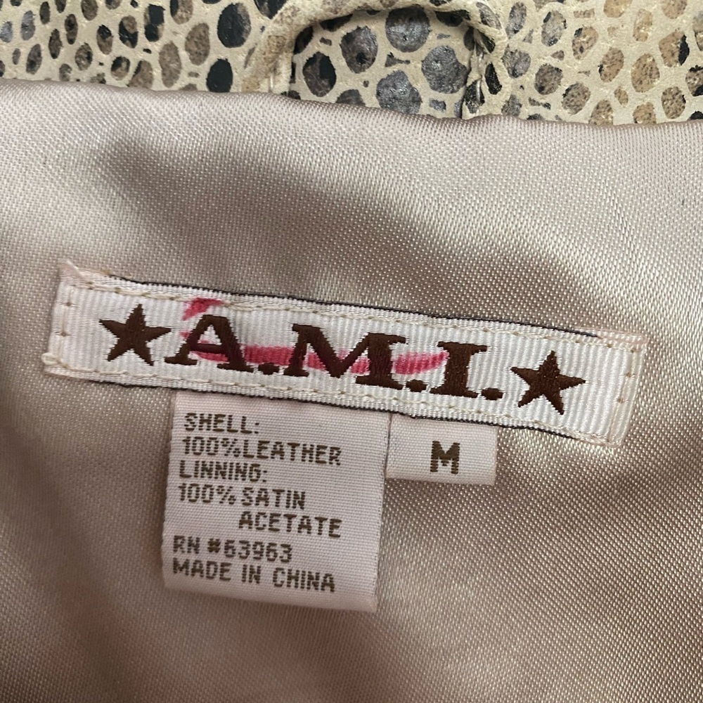 A.M.I Rare 100% Leather Snake Reptile Print Collared Jacket in Women’s Size M - Picture 4 of 10